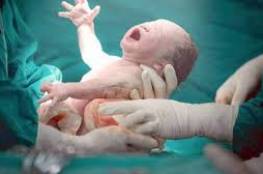 اختراق علمي مذهل...العلماء يلتقطون أول صور تفصيلية لرئتي الأطفال وهم يأخذون أنفاسهم الأولى فور الولادة