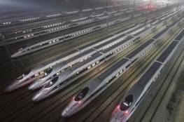 الصين تطلق أسرع قطار بالعالم بسرعة 350 كلم/س