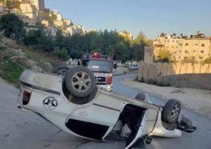 إصابتان جرّاء انقلاب سيارة في مدينة نابلس