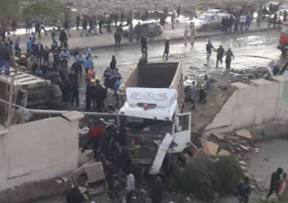 شاهد: حادث "مروع" في مصر.. مصرع 18 شخصا بحادث تصادم بين عدد من السيارات