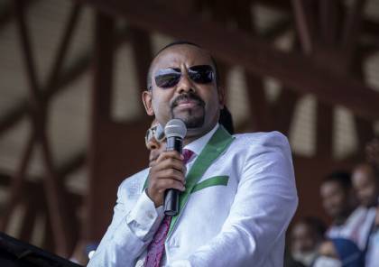 رئيس وزراء إثيوبيا يعلن من جبهة القتال عن "انتصارات كبيرة" على المتمردين