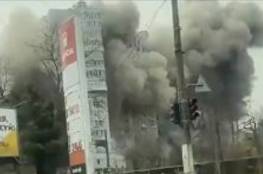 فيديو لصاروخ بالستي يضرب وسط المدينة.. روسيا تهاجم أوديسا