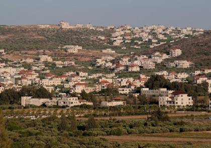 الاحتلال يطرح مناقصات لبناء 1355 وحدة استيطانية في الضفة