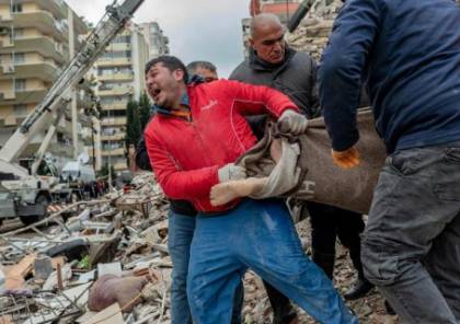 ارتفاع حصيلة الضحايا الفلسطينيين جراء الزلزال في تركيا وسوريا 