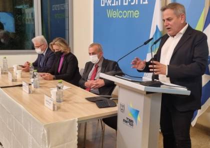 وزير الصحة الإسرائيلي: مؤشرات على فعالية الجرعة الثالثة بمواجهة أوميكرون