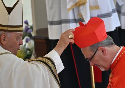 البابا فرنسيس يمنح بطريرك القدس للاتين الرتبة الكارديناليّة