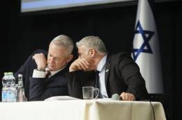 غانتس ولبيد يحاولان تجميل صورة "إسرائيل" أمام السفراء الأجانب