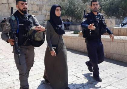 الاحتلال يعتقل فتاة من "الأقصى"