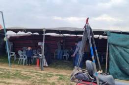 السلطات الإسرائيلية تسلم عائلة الهزيل إخطارا لإزالة خيمة الاعتصام في النقب