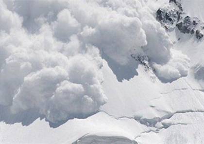 مقتل 57 شخصا جراء انهيار جليدي في قرية بكشمير الباكستانية