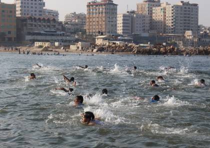 بلدية غزة تعلن انتهاء موسم السباحة في البحر