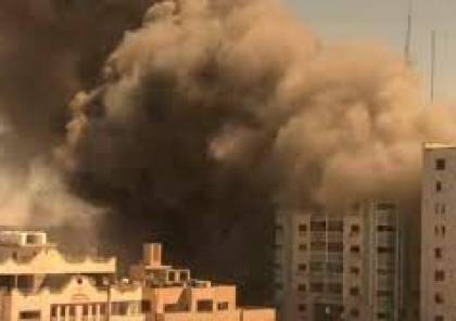 شاهد: لحظة تدمير طائرات الاحتلال برج الجلاء وسط غزة