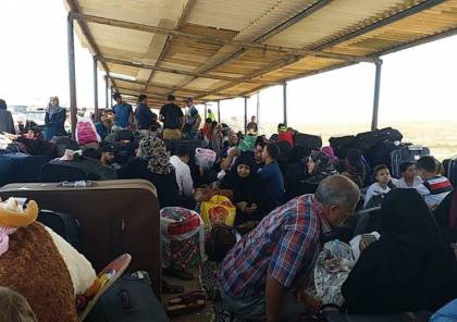 صور: حماس تدعو لإنهاء عذابات مئات المسافرين العالقين من غزة في سيناء