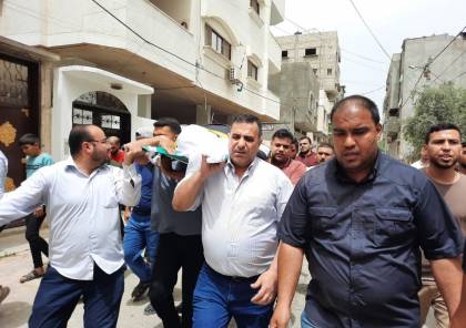  غزة: جماهير غفيرة تشيع جثمان الشهيد إياد عياد