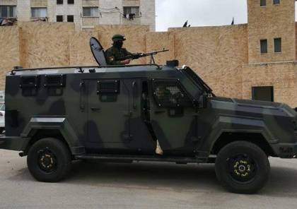 قناة عبرية: تزويد السلطة بمركبات ومعدات عسكرية سيقويها تجاه حماس بالضفة!