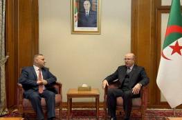السفير أبو عيطة يلتقي رئيس الوزراء الجزائري