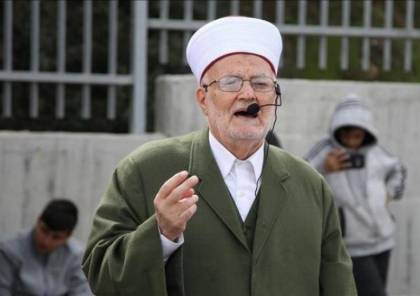 الاحتلال يقرر إبعاد الشيخ عكرمة صبري عن المسجد الأقصى