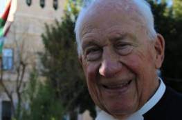 جامعة بيت لحم تنعى اول رئيس لها وتقيم له قداس تذكاري
