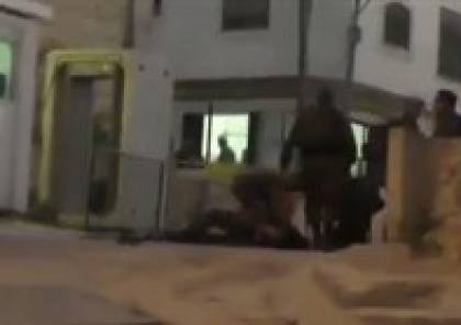فيديو: مقتل أحد جنود الاحتلال بنيران زميله في الخليل