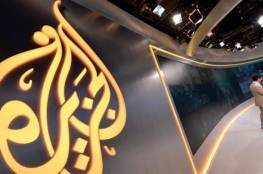 مذيع في "الجزيرة الإنجليزية" يهين اللاجئين العرب والأفارقة