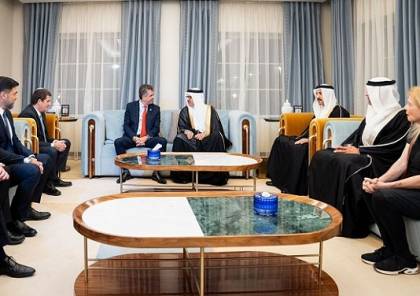 كوهين يلتقي ولي عهد البحرين ويفتتح مقر السفارة الإسرائيلية في المنامة