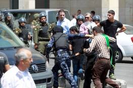 مركز "الإنسان" يطالب بوقف الاعتقال السياسي بالضفة