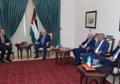 وزير الخارجية الأردني ينقل رسالة من الملك عبد الله الثاني للرئيس عباس