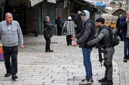 سعي إسرائيلي لترحيل مواطنين عربا "مُدانين بالتماهي مع الإرهاب"
