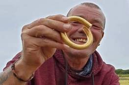 بريطاني يعثر على لقية ذهبية عمرها 4000 سنة