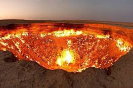 رئيس تركمانستان يوجه بالعمل على إطفاء نار "بوابة جهنم" المشتعلة منذ نصف قرن (صور وفيديو)