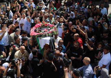 حماس تعقّب على اعتداء الاحتلال على جنازة تشييع الصحفية شيرين أبو عاقلة