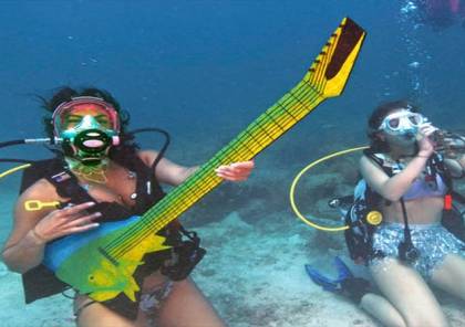 حفل موسيقى في قاع البحر بفلوريدا للتوعية بحماية الشعاب المرجانية
