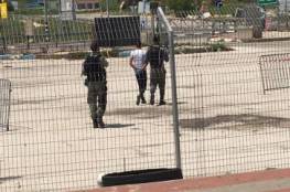 الاحتلال يعتقل شاباً على حاجز زعترة جنوب نابلس