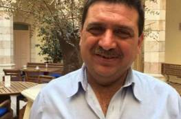 "الإعلام": رحيل الصحفي صخر أبو عون خسارة للصحافة الفلسطينية