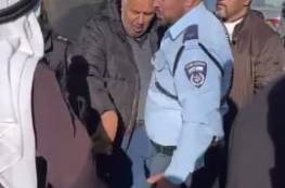 الاحتلال يعتقل الناشط المقدسي محمد ابو الحمص