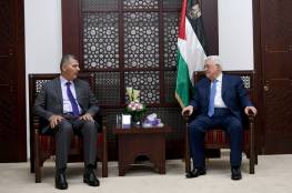 حماس تخرج عن صمتها وتوضح طبيعة اللقاء الاخير بين الشاعر والرئيس عباس 