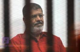 "الإندبندنت" البريطانية: مرسي ترك ملقى على الأرض حتى الموت