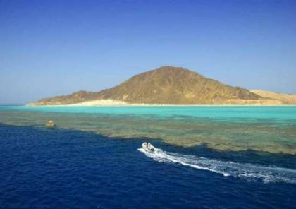 مصر تجمد مفاوضات مع شركة قطرية حول قطعة ارض سياحية كبرى على البحر الاحمر 