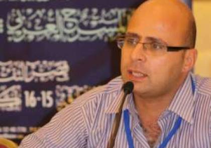 منع الصحافي يوسف الشايب من السفر واستدعاؤه للتحقيق مرة أخرى في النيابة