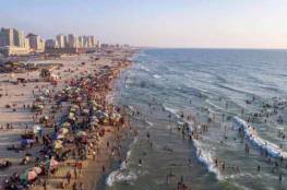 سلطة المياه: 65% من مياه شاطئ غزة آمنة وصالحة للسباحة