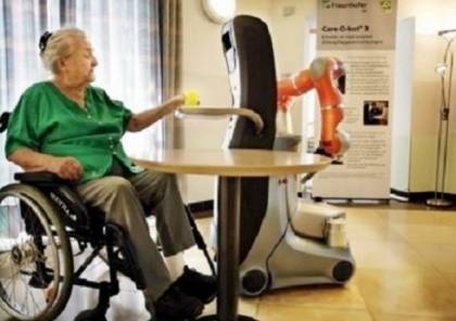 الروبوتات قد يكون لها دور في رعاية المسنين في المستقبل