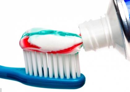 غسيل الأسنان.. العلم يكشف "الوهم الأكبر" بحياة الملايين