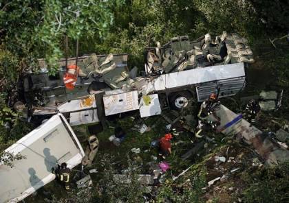 مقتل 7 أشخاص على الأقل في حادث لحافلة تقل أطفالاً في إيطاليا