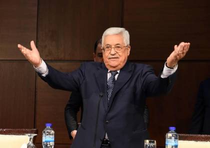 الرئيس يتسلم تواقيع مليون طالب فلسطيني لدعم التوجه لإنهاء الاحتلال