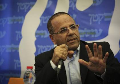 دولة خليجية توقف وزير الاتصالات الإسرائيلي