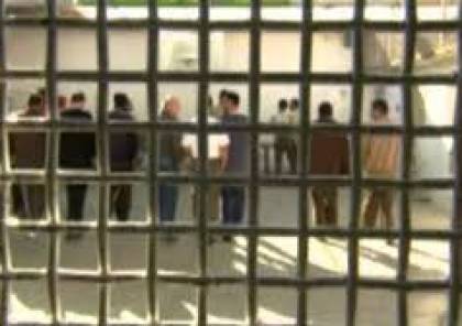 أمراض جلدية بدأت تنتشر بين الأسرى المضربين في سجن إيشل