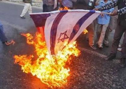 حرق العلم الإسرائيلي في مظاهرات في برلين
