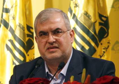 صحف لبنانية: رئيس كتلة حزب الله يلتقي ماكرون ويصف طرح الرئيس الفرنسي بالواقعي