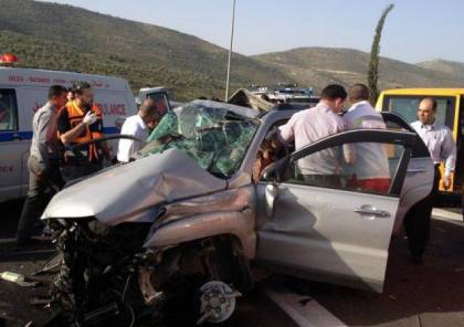 نابلس: اصابة زوجين جرّاء انقلاب سيارة في حادث سير ذاتي