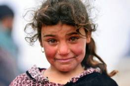موناليزا الموصل تشعل مواقع التواصل .. هربت من القصف وابتسمت للكاميرا !